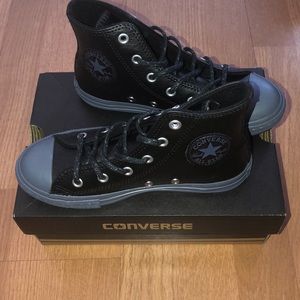 Chuck Taylor® All Star®  Youth High Top Sneaker